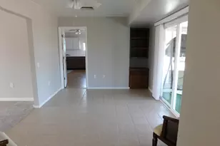 10414 W Signal Butte Cir, Sun City, AZ 85373 - Photo 3