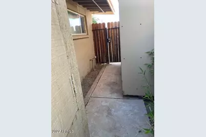 726 W Pepper Place #A, Mesa, AZ 85201 - Photo 9