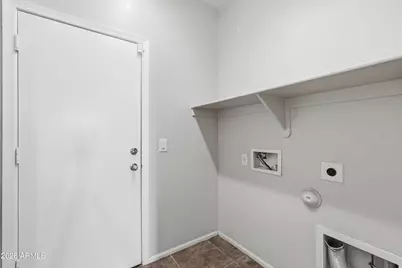 40381 W Robbins Drive, Maricopa, AZ 85138 - Photo 29