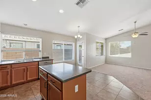 40381 W Robbins Dr, Maricopa, AZ 85138 - Photo 11