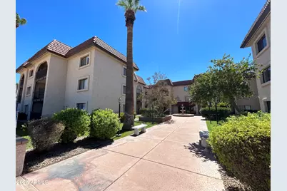 3033 E Devonshire Avenue #3008, Phoenix, AZ 85016 - Photo 5