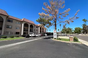 3033 E Devonshire Ave, Phoenix, AZ 85016 - Photo 11