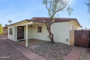 1932 E Loma Vista Dr E, Tempe, AZ 85282 - Photo 31