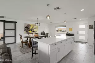 11421 N 110th Dr, Sun City, AZ 85351 - Photo 17