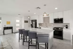 11421 N 110th Dr, Sun City, AZ 85351 - Photo 13