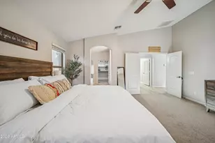 2631 E Ridge Creek Rd, Phoenix, AZ 85024 - Photo 17