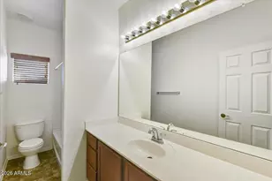 2929 N 37th St, Phoenix, AZ 85018 - Photo 13