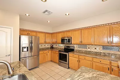 1930 W Armstrong Way, Chandler, AZ 85286 - Photo 13