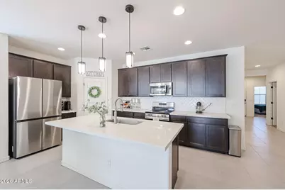 24224 W Hess Avenue, Buckeye, AZ 85326 - Photo 9