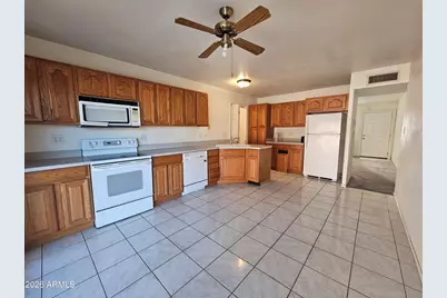 2310 W Bluefield Avenue, Phoenix, AZ 85023 - Photo 3