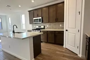 22385 W Irma Ln, Surprise, AZ 85387 - Photo 5