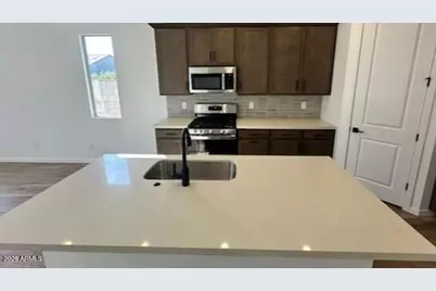 22385 W Irma Lane, Surprise, AZ 85387 - Photo 7