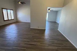 3426 W Juniper Ave W, Phoenix, AZ 85053 - Photo 17