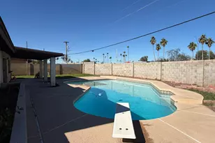 3426 W Juniper Ave W, Phoenix, AZ 85053 - Photo 15