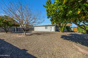 10013 W Mission Ln, Sun City, AZ 85351 - Photo 23