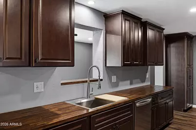 10013 W Mission Lane, Sun City, AZ 85351 - Photo 11