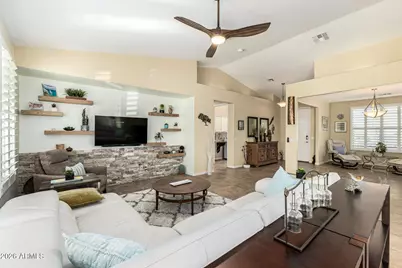 2407 W Maya Way, Phoenix, AZ 85085 - Photo 9