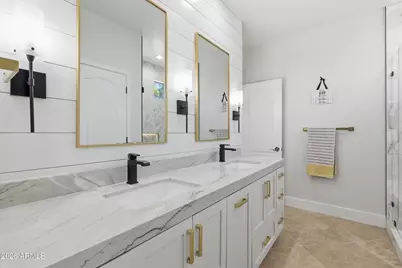 2007 W Blaylock Drive, Phoenix, AZ 85085 - Photo 33