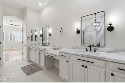 2007 W Blaylock Drive, Phoenix, AZ 85085 - Photo 25