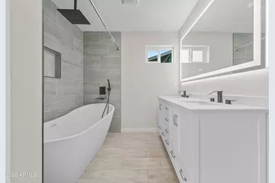 8202 E Whitton Avenue, Scottsdale, AZ 85251 - Photo 11