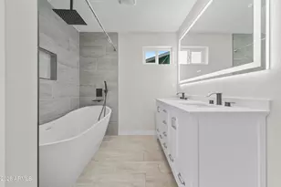 8202 E Whitton Ave, Scottsdale, AZ 85251 - Photo 11