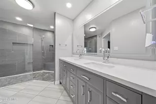 612 E Brook Hollow Dr, Phoenix, AZ 85022 - Photo 9