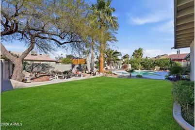 612 E Brook Hollow Drive, Phoenix, AZ 85022 - Photo 17