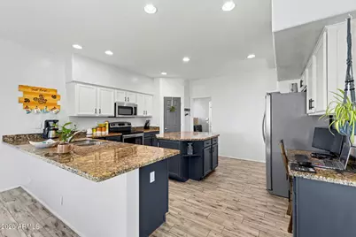 7363 E Lobo Avenue, Mesa, AZ 85209 - Photo 3