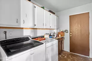 2816 E Vista Dr, Phoenix, AZ 85032 - Photo 15