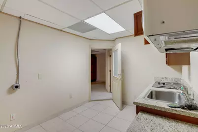 4496 N Black Canyon Highway, Phoenix, AZ 85017 - Photo 17