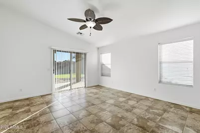 823 E Mountain View Road, San Tan Valley, AZ 85143 - Photo 11