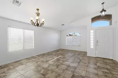823 E Mountain View Road, San Tan Valley, AZ 85143 - Photo 5