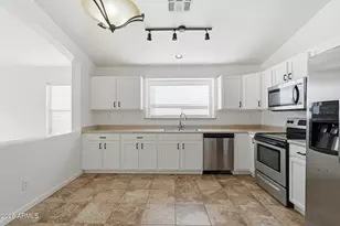 823 E Mountain View Rd, San Tan Valley, AZ 85143 - Photo 7