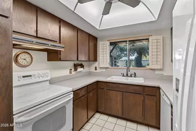 5539 E Sweetwater Avenue, Scottsdale, AZ 85254 - Photo 17