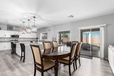 12362 W Highland Avenue, Avondale, AZ 85392 - Photo 9