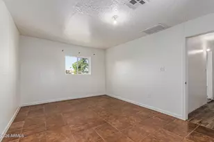 4805 S 35th Dr, Phoenix, AZ 85041 - Photo 15