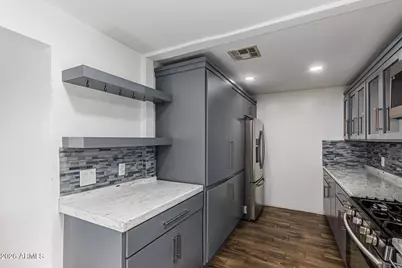 4805 S 35th Drive, Phoenix, AZ 85041 - Photo 11