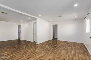 4805 S 35th Dr, Phoenix, AZ 85041 - Photo 7