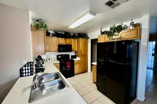 10705 W Montecito Ave, Phoenix, AZ 85037 - Photo 5