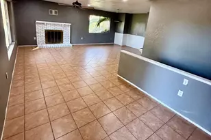 7827 N 61st Ave, Glendale, AZ 85301 - Photo 3