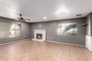 7827 N 61st Ave, Glendale, AZ 85301 - Photo 9