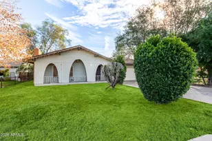 7827 N 61st Ave, Glendale, AZ 85301 - Photo 3