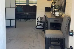 10022 W Lakeview Cir N, Sun City, AZ 85351 - Photo 11