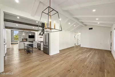 3727 E Clarendon Avenue, Phoenix, AZ 85018 - Photo 3