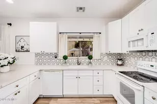 113 W Desert Vista Trail, San Tan Valley, AZ 85143 - Photo 11