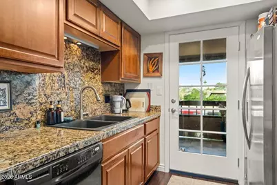 5998 N 78th Street #210, Scottsdale, AZ 85250 - Photo 9