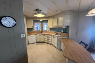 10960 N 67th Ave, Glendale, AZ 85304 - Photo 9