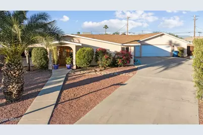 1038 E Friar Avenue, Apache Junction, AZ 85119 - Photo 1