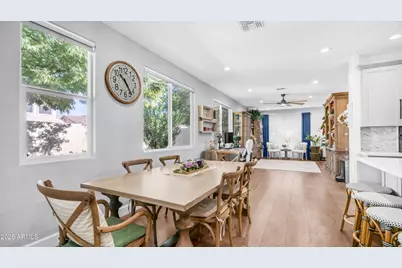 25084 N 68th Avenue, Peoria, AZ 85383 - Photo 9