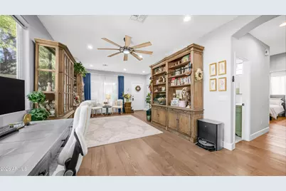 25084 N 68th Avenue, Peoria, AZ 85383 - Photo 15